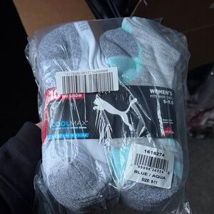 NWT - Puma Women’s No Show Socks - Blue and Gray